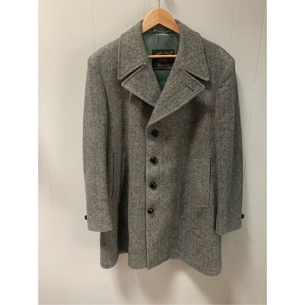 Vintage Men’s Overcoat Herringbone Gray Size 42